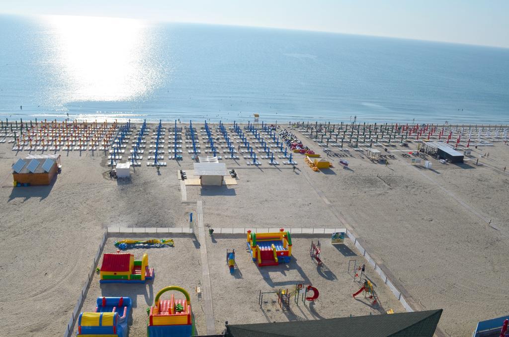Savoy Hotel Mamaia Extérieur photo