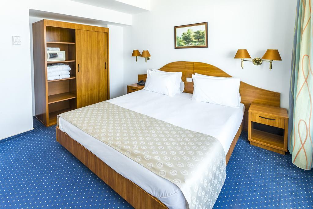 Savoy Hotel Mamaia Extérieur photo