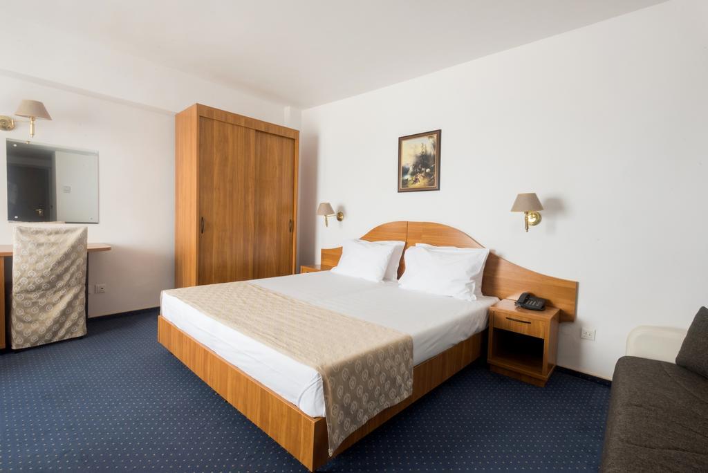 Savoy Hotel Mamaia Extérieur photo